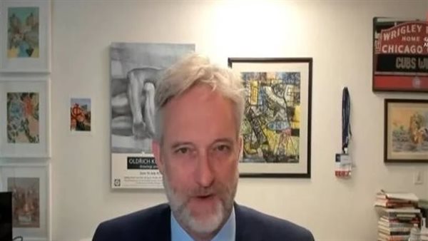 كبير الباحثين في