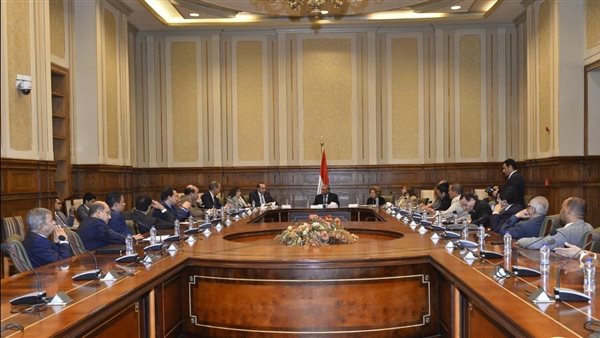 وزير الشئون النيابية