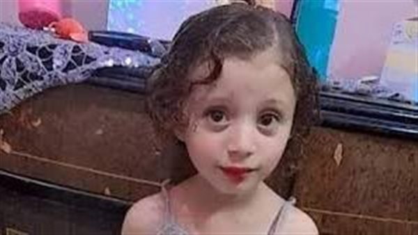 الطفلة سجده 