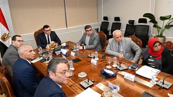 اجتماع وزير الإسكان