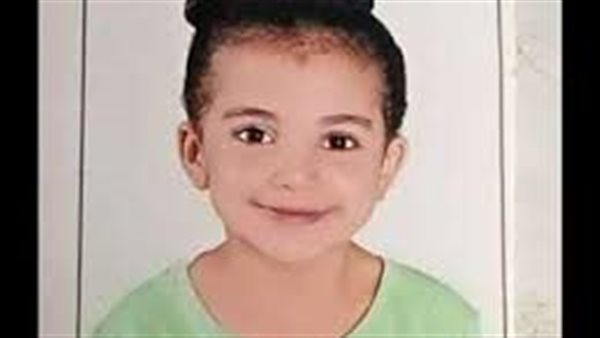 الطفله سجده