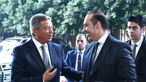 لقاء وزير الشئون