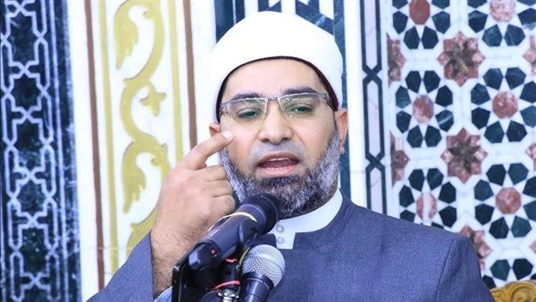 الدكتور أحمد الرخ