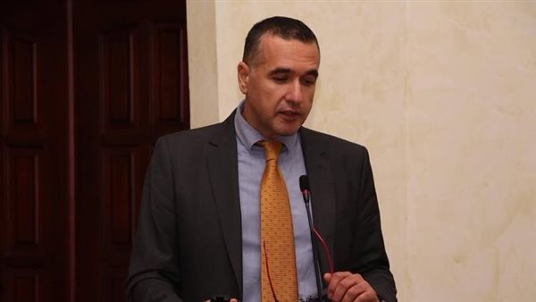  الدكتور رامي أبو