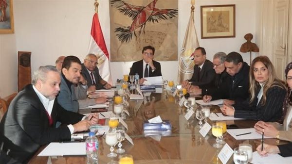 اجتماع وزير الثقافة