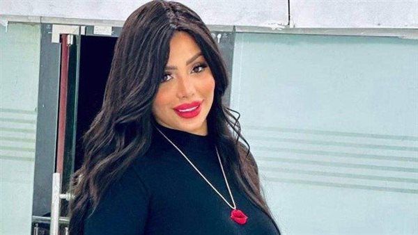  الراقصة وعد