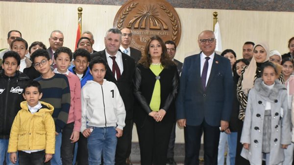 رئيس جامعة السادات