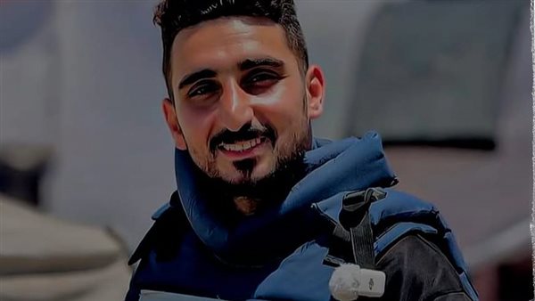  الصحفي أيمن الجندي