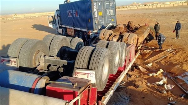 مصرع سائق في طريق