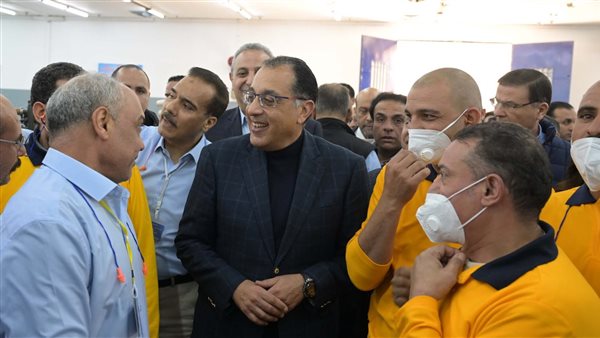 رئيس الوزراء خلال