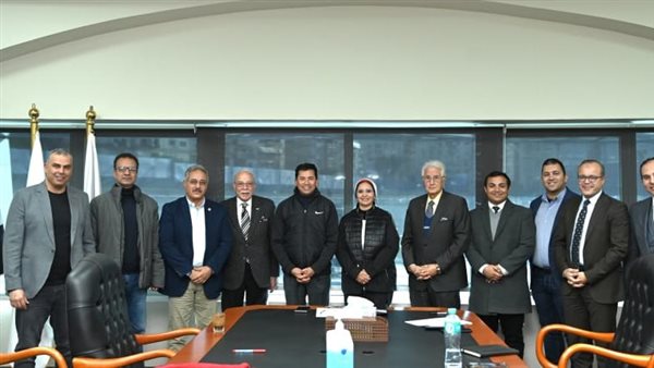 اجتماع وزير الشباب