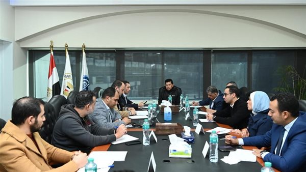 اجتماع وزير الشباب