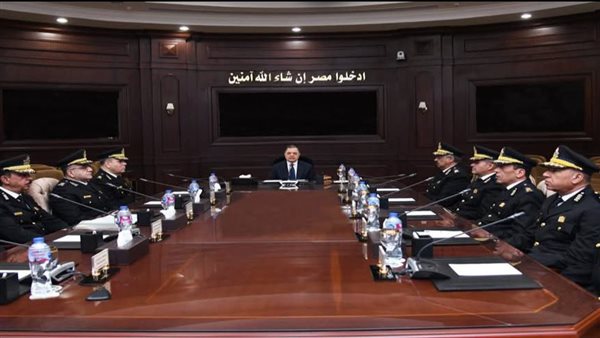 وجه اللواء محمود