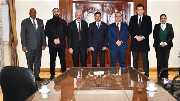 الدكتور أشرف صبحي