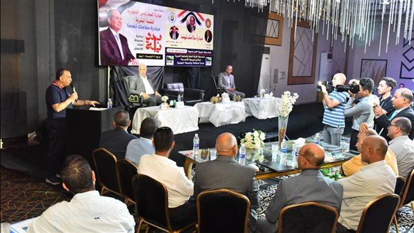 محافظ أسيوط 