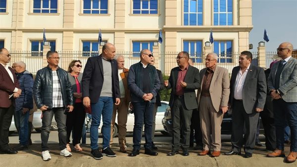 محافظ القاهرة خلال