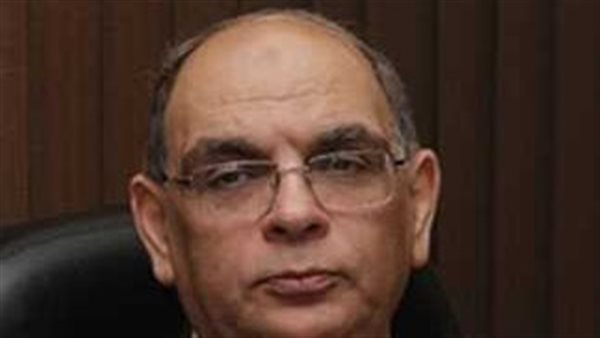 الدكتور حسين خالد