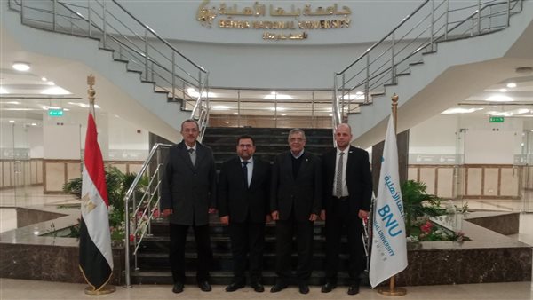 الوفد الأردني بجامعة