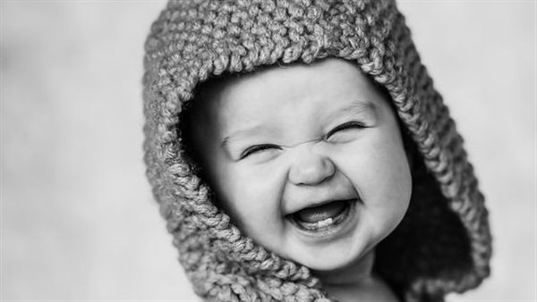 تفسير حلم الضحك في