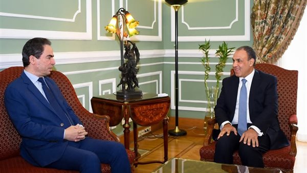 وزير الخارجية ورئيس