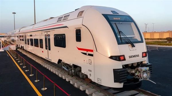 القطار الكهربائي