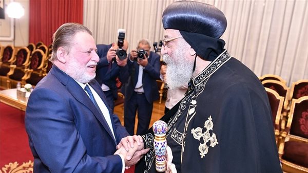 تهنئة البابا تواضروس