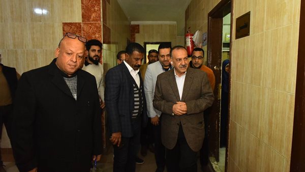 محافظ أسيوط يتفقد