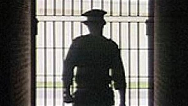 انتحال صفة ضابط