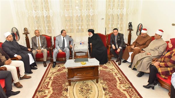 محافظ أسيوط يزور