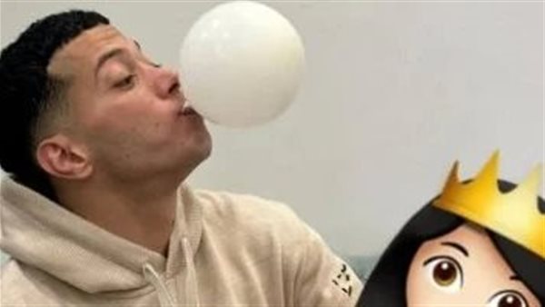 إمام عاشور  ينفخ