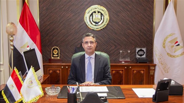 وزير التموين