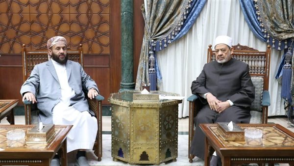  د. أحمد الطيب خلال