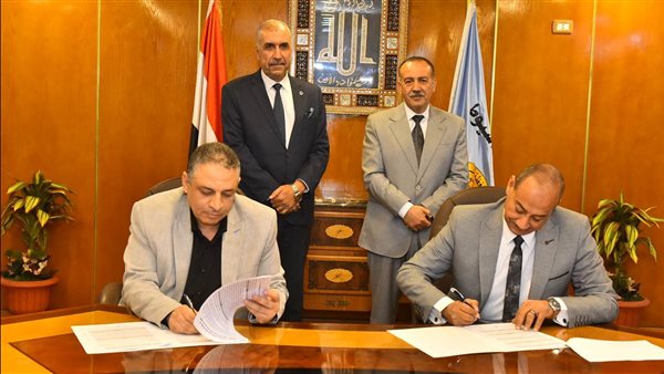 مشاركة محافظ أسيوط