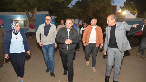 محافظ أسيوط خلال