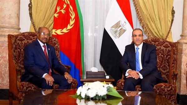 وزير الخارجية خلال