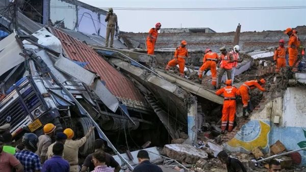 انهيار مبنى 