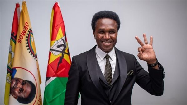  زعيم المعارضة في