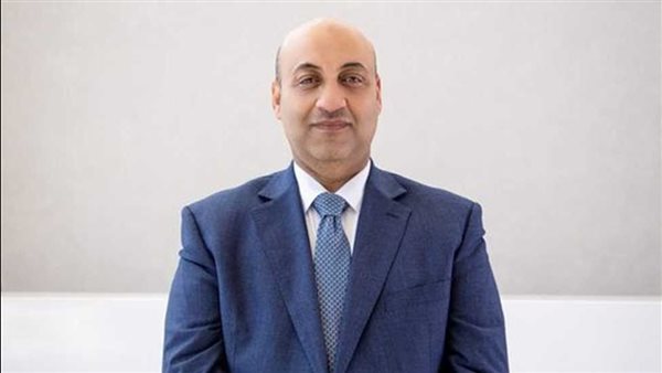 الدكتور أيمن بهاء،