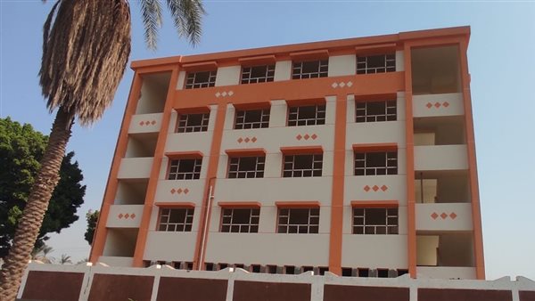 إحدى المدارس 