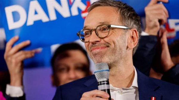 زعيم اليمين المتطرف