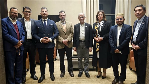  رئيس مجلس الشباب