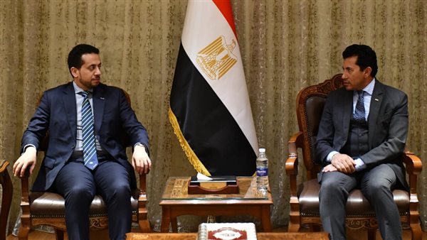 وزير الشباب والرياضة