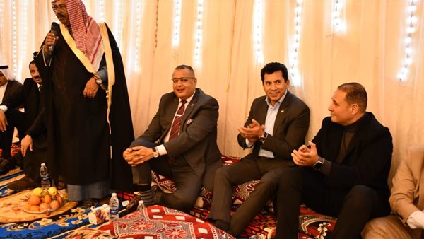 وزير الشباب والرياضة