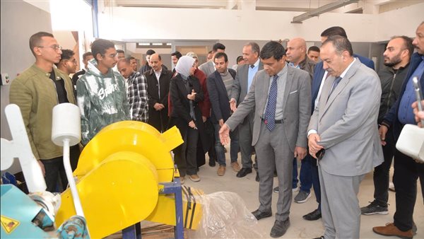 جولة المحافظ