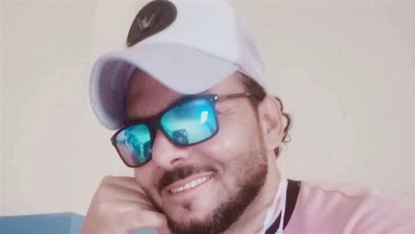 الدكتور خيري ضيف