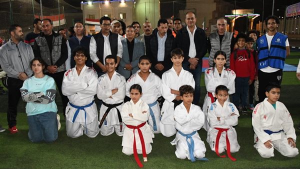 افتتاح ملعب خماسي