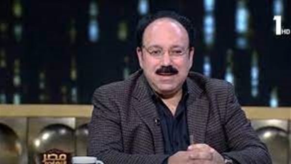 الدكتور محمد عز العرب