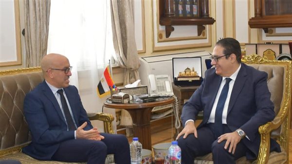 لقاء رئيس جامعة القاهرة