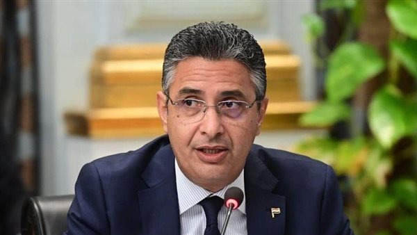  الدكتور شريف فاروق