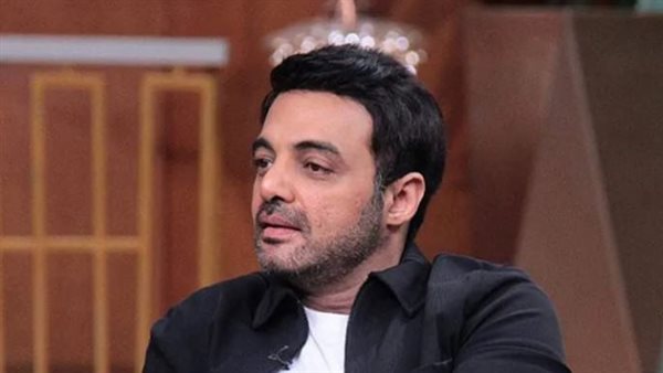 عمرو محمود ياسين